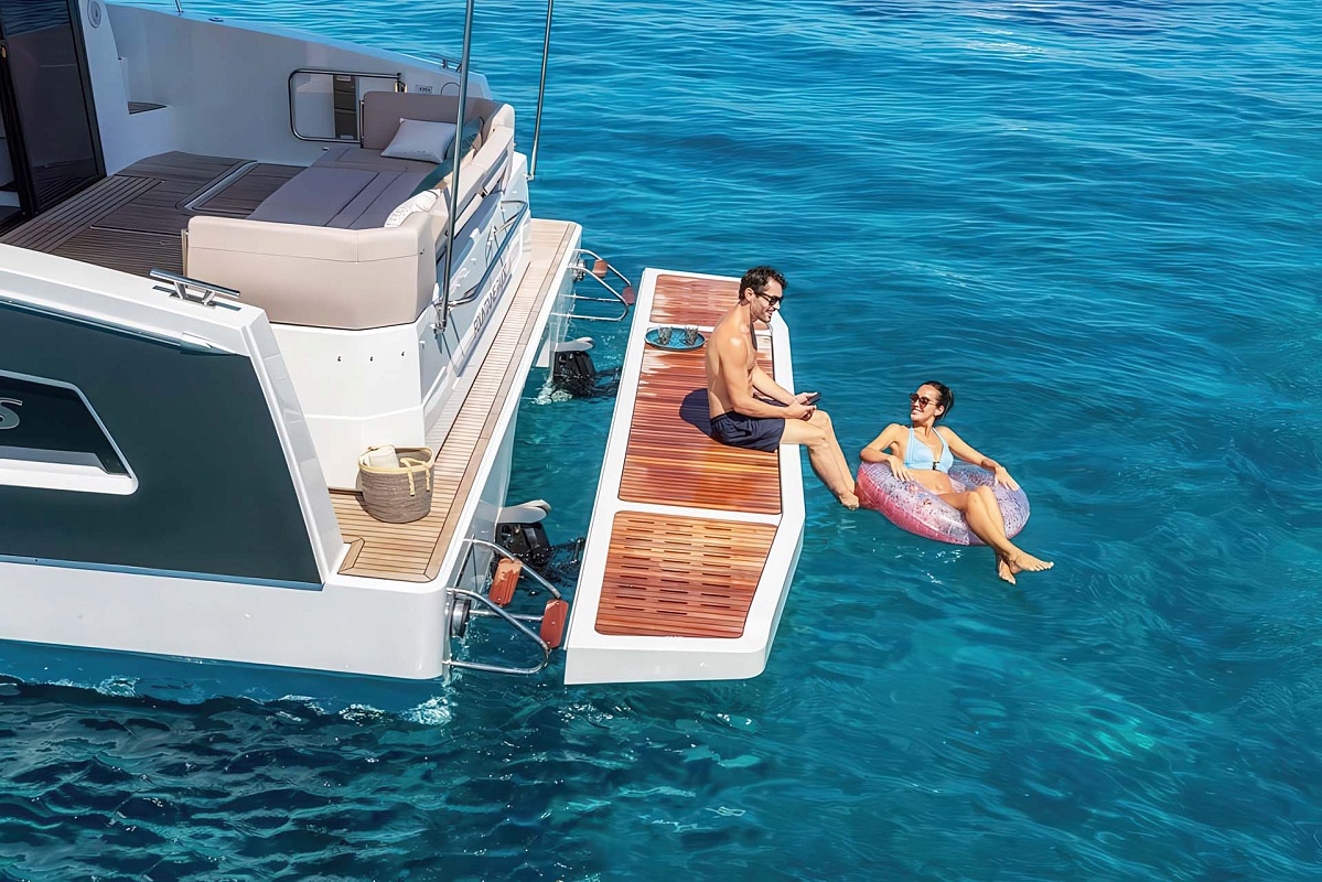 Аренда моторного катамарана Fountaine Pajot 40 на Пхукете